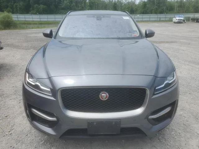 SADCL2BN7HA488270 2017 2017 Jaguar F-Pace- R - Sport 5