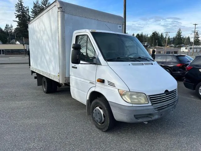 WD1PD444045710177 2004 2004 Sprinter 3500 1