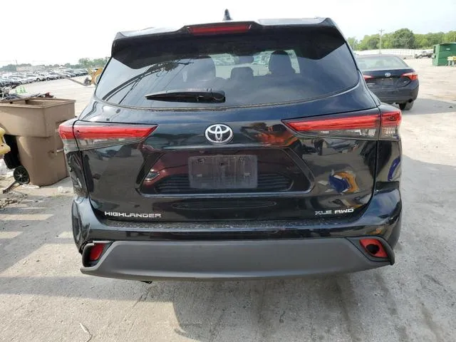 5TDGZRBH0MS060679 2021 2021 Toyota Highlander- Xle 6