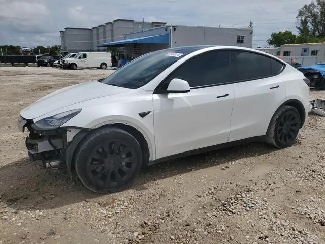 7SAYGDEE6NF320381 2022 2022 Tesla MODEL Y 1