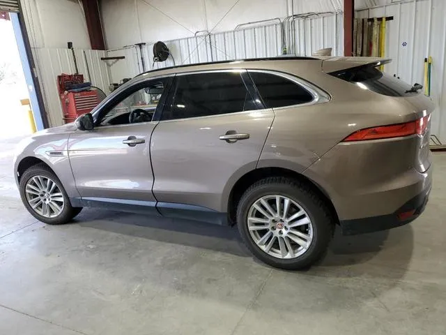 SADCK2BV4HA495289 2017 2017 Jaguar F-Pace- Prestige 2