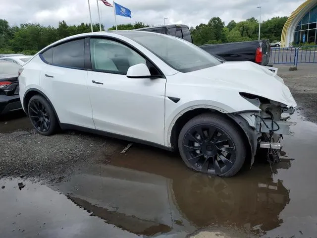 5YJYGDEEXMF119661 2021 2021 Tesla MODEL Y 4