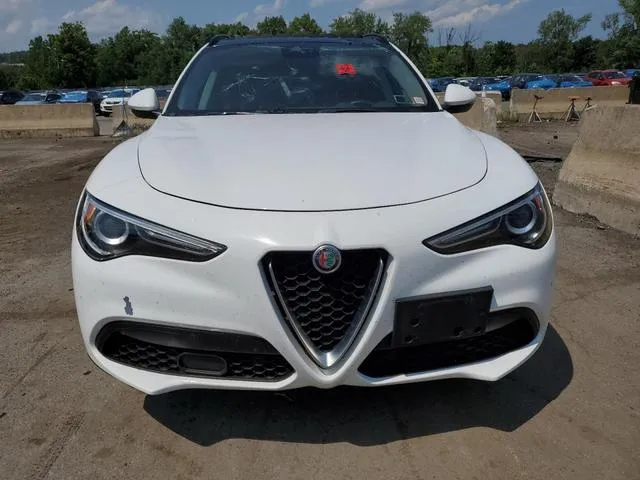 ZASFAKPN0J7C27869 2018 2018 Alfa Romeo Stelvio- Sport 5