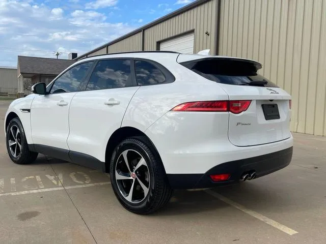 SADCJ2BN5HA494770 2017 2017 Jaguar F-Pace- Premium 3