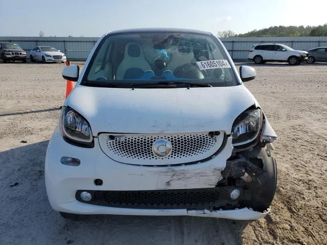 WMEFJ5DA0HK172537 2017 2017 Smart Fortwo 5