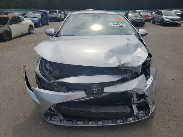 JTDEAMDE5NJ052810 2022 2022 Toyota Corolla- LE 5