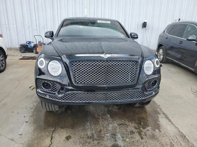 SJAAC2ZV9JC019153 2018 2018 Bentley Bentayga 5