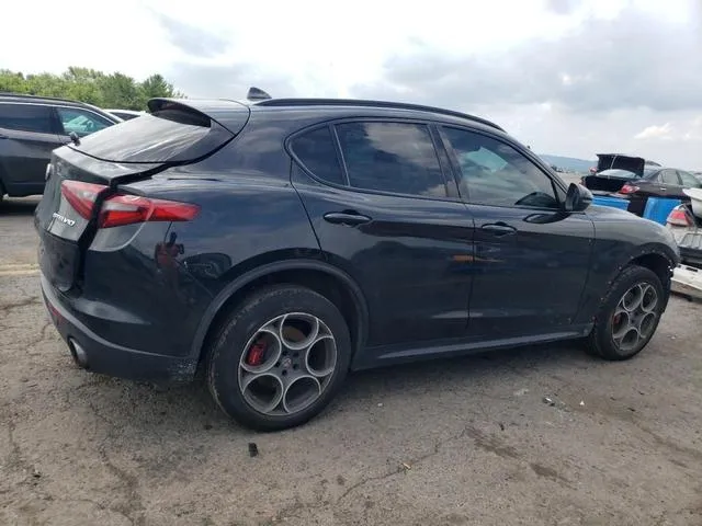 ZASFAKPN3J7B73239 2018 2018 Alfa Romeo Stelvio- Sport 3