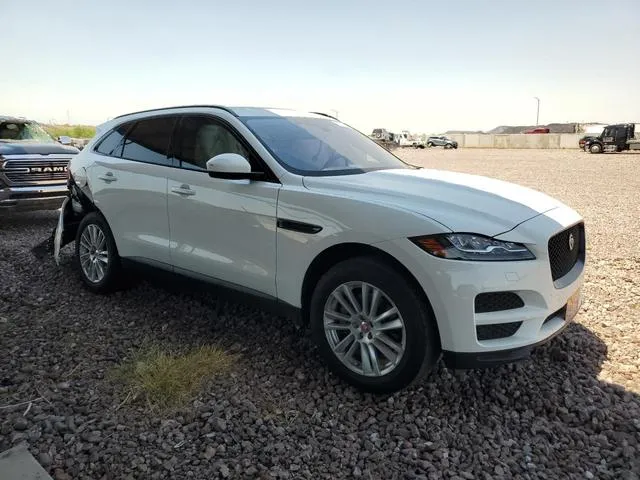 SADCK2BV3HA494960 2017 2017 Jaguar F-Pace- Prestige 4