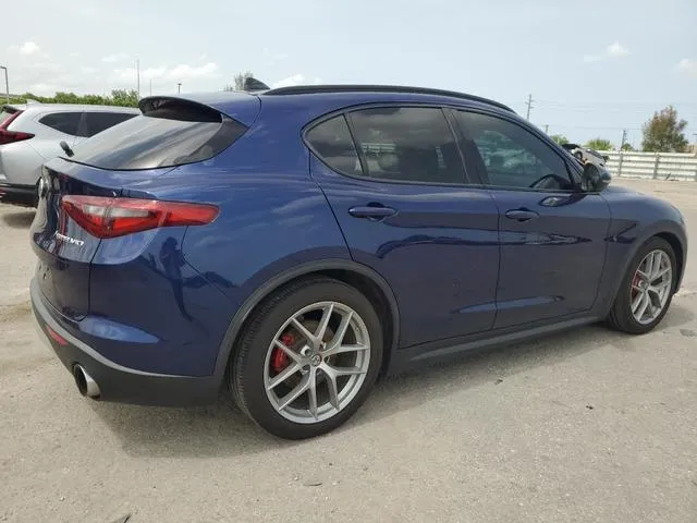 ZASFAKNN2J7B90682 2018 2018 Alfa Romeo Stelvio- Ti Sport 3