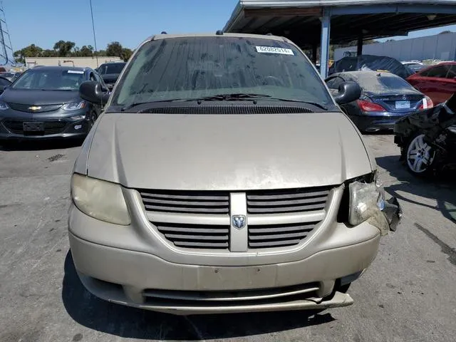 1D4GP24R35B345729 2005 2005 Dodge Grand Caravan- SE 5