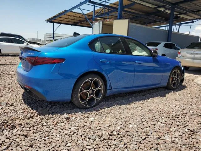 ZARFAMBN5N7655993 2022 2022 Alfa Romeo Giulia- Super 3