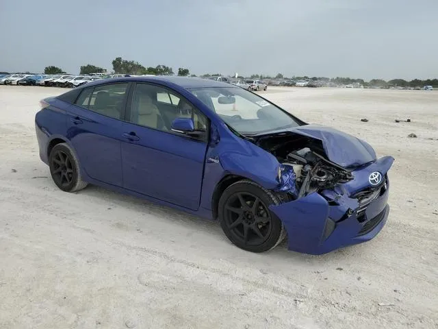 JTDKARFUXG3507582 2016 2016 Toyota Prius 4