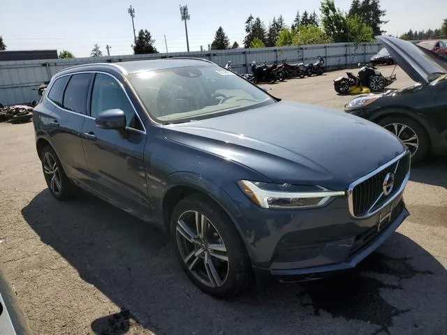 YV4102RK6J1049023 2018 2018 Volvo XC60- T5 Momentum 4