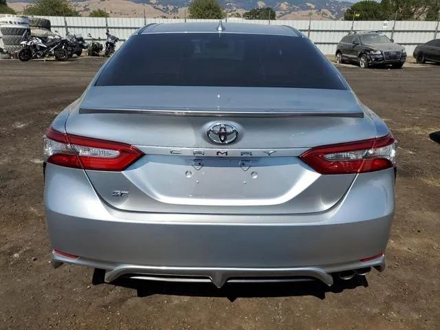 4T1B11HK7JU617550 2018 2018 Toyota Camry- L 6