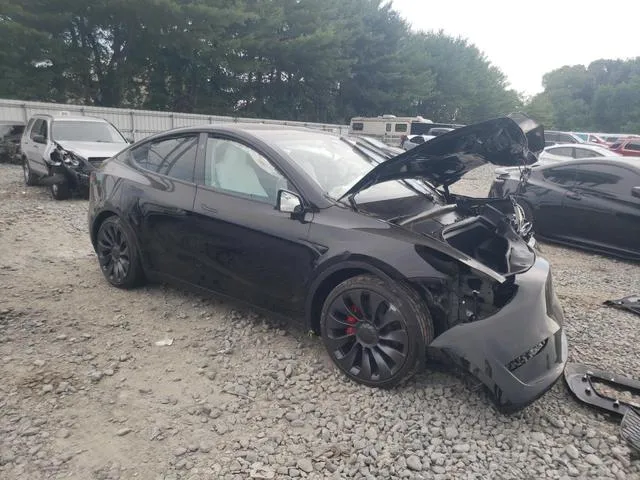 7SAYGDEF4RA295489 2024 2024 Tesla MODEL Y 4