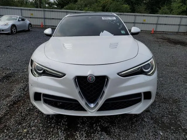 ZASFAKEV6J7C21786 2018 2018 Alfa Romeo Stelvio- Quadrifoglio 5