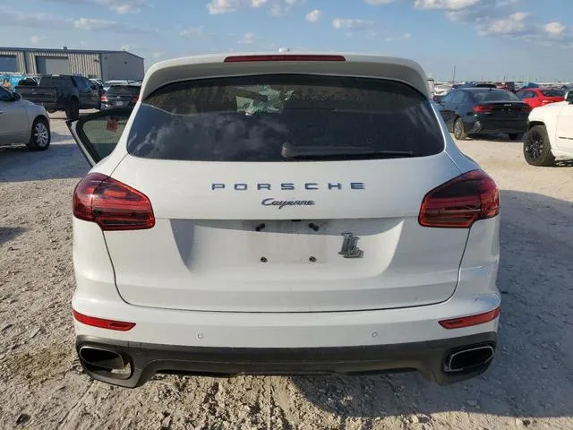 WP1AA2A22GLA09643 2016 2016 Porsche Cayenne 6