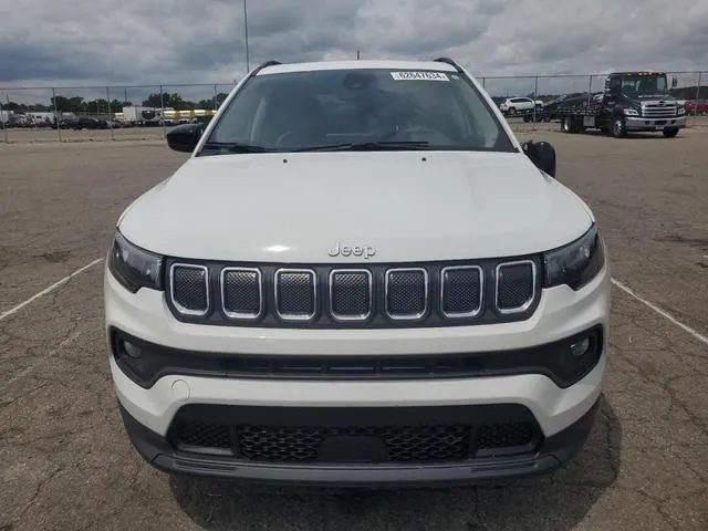 3C4NJCBB2NT213710 2022 2022 Jeep Compass- Latitude 5