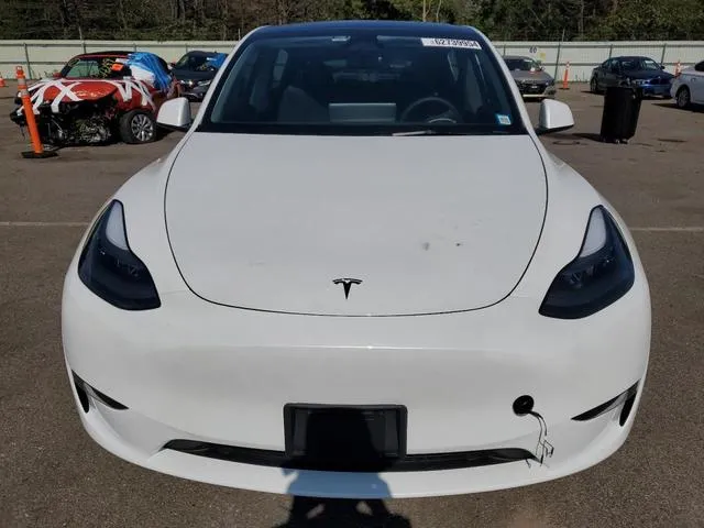 7SAYGDEF3RA279395 2024 2024 Tesla MODEL Y 5