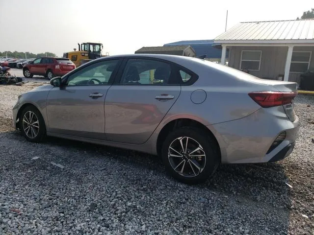 3KPF24AD8PE683614 2023 2023 KIA Forte- LX 2