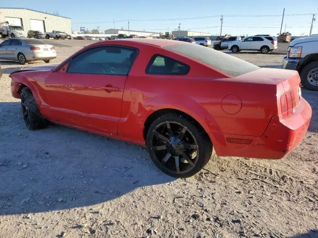 1ZVFT80N165176852 2005 2005 Ford Mustang 2