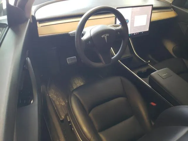 5YJYGDEE1MF077414 2021 2021 Tesla MODEL Y 8