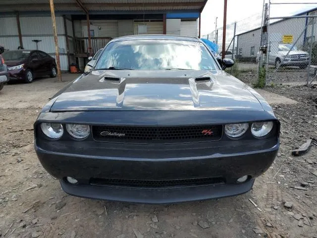 2C3CDYBT5EH246993 2014 2014 Dodge Challenger- R/T 5