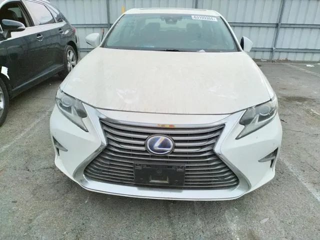 JTHBW1GG5G2120566 2016 2016 Lexus ES- 300H 5