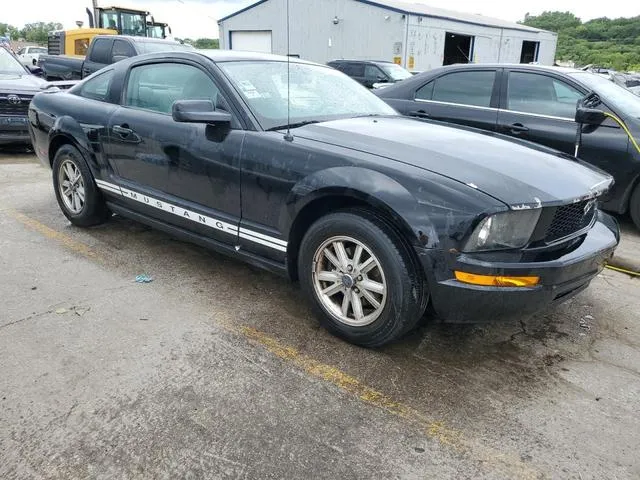 1ZVHT80N565135018 2006 2006 Ford Mustang 4