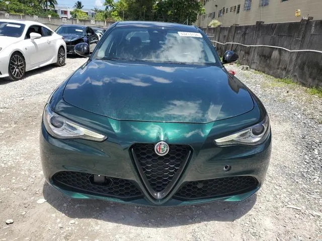 ZARFAMAN2M7646457 2021 2021 Alfa Romeo Giulia- Sport 5