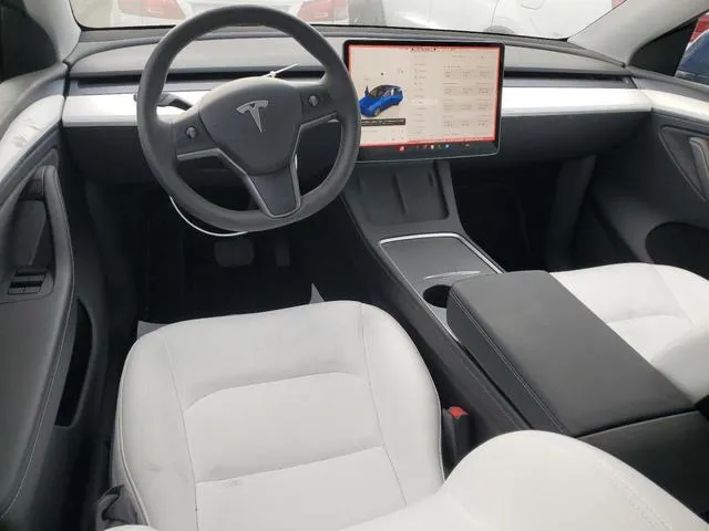 7SAYGDEE8PA147026 2023 2023 Tesla MODEL Y 8