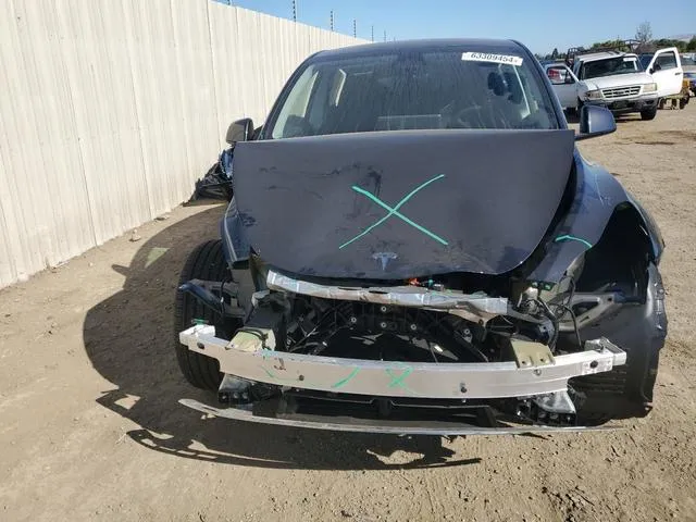 7SAYGDEE9RF070673 2024 2024 Tesla MODEL Y 5