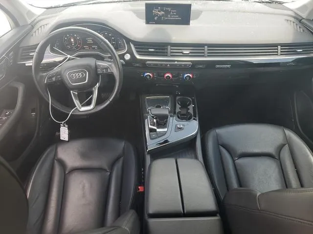 WA1LAAF78KD036044 2019 2019 Audi Q7- Premium Plus 8