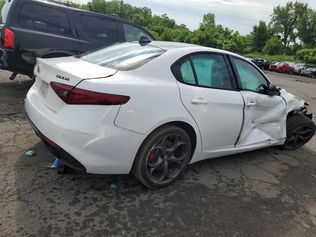 ZARFANBN8K7623122 2019 2019 Alfa Romeo Giulia- TI 3