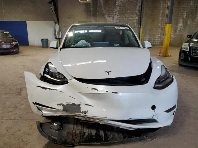 7SAYGDEE5NF322879 2022 2022 Tesla MODEL Y 5