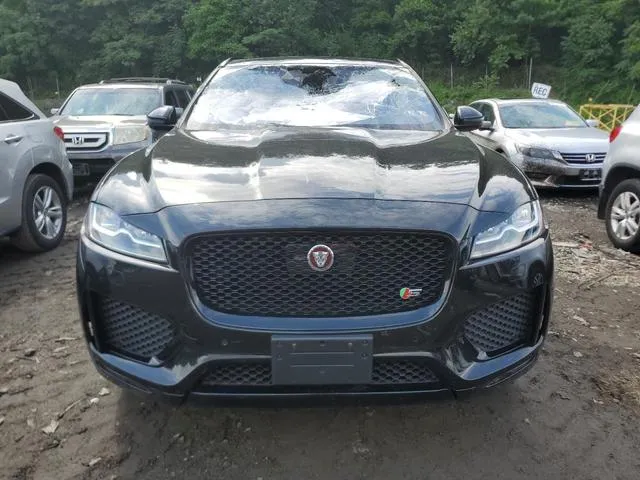 SADCM2FV8KA364569 2019 2019 Jaguar F-Pace- S 5