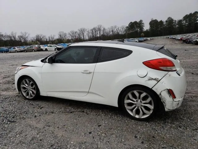 KMHTC6AD2DU110647 2013 2013 Hyundai Veloster 2