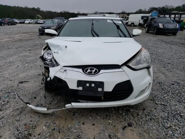 KMHTC6AD2DU110647 2013 2013 Hyundai Veloster 5