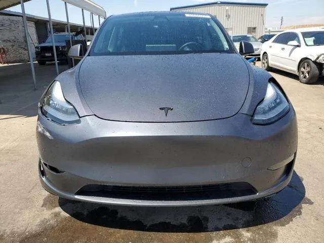 7SAYGDEE7NF352739 2022 2022 Tesla MODEL Y 5