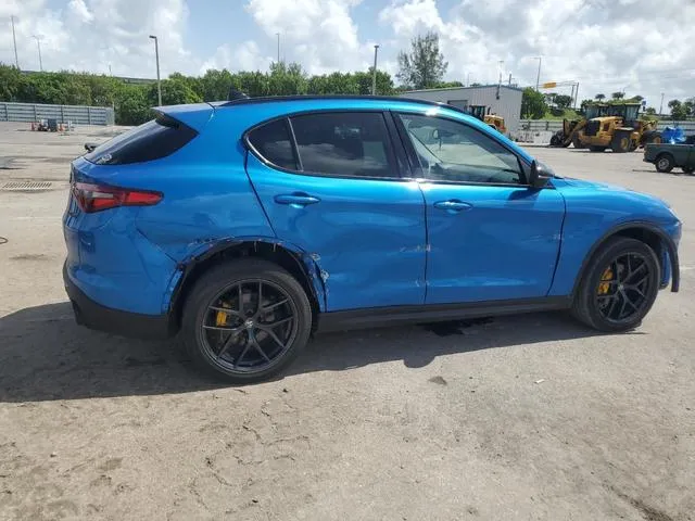 ZASPAJAN6L7C77220 2020 2020 Alfa Romeo Stelvio 3