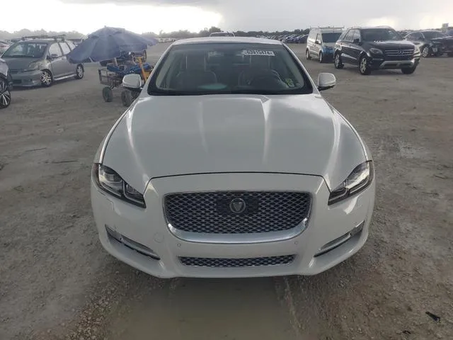 SAJWJ2GD7G8W02015 2016 2016 Jaguar XJL- Portfolio 5