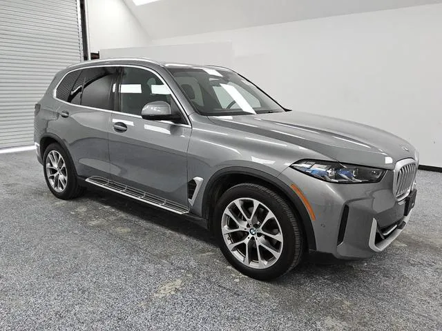 5UX23EU02R9T55038 2024 2024 BMW X5- Xdrive40I 4