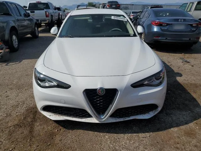 ZARFAECN2H7538848 2017 2017 Alfa Romeo Giulia- TI 5