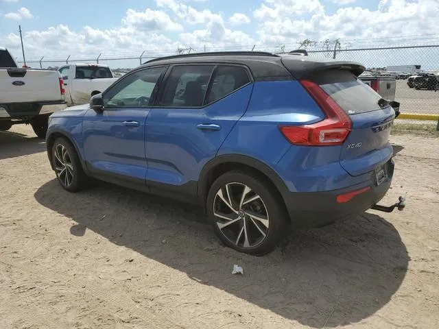 YV4162UM5M2548627 2021 2021 Volvo XC40- T5 R-Design 2