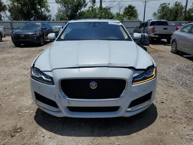 SAJBN4EV9JCY53925 2018 2018 Jaguar XF- Portfolio Le 5