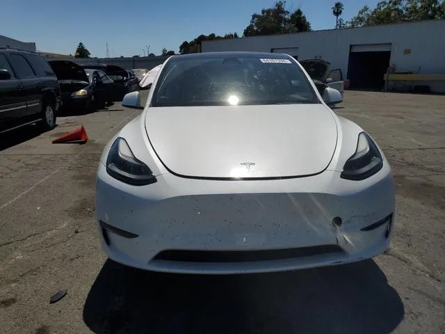 7SAYGAEE2NF556296 2022 2022 Tesla MODEL Y 5