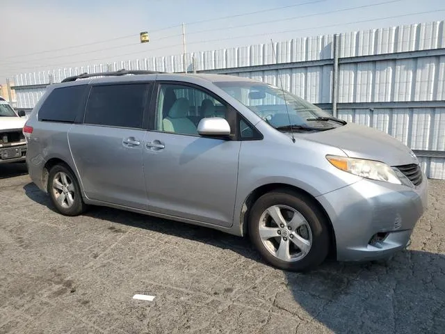 5TDKK3DC0CS277824 2012 2012 Toyota Sienna- LE 4