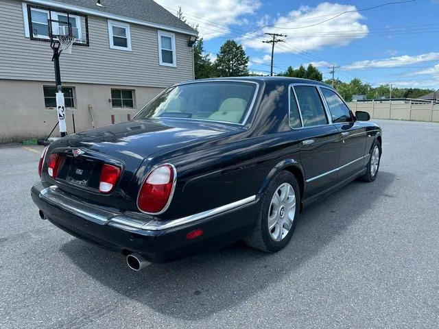 SCBLC31E3YCX04710 2000 2000 Bentley Arnage 3