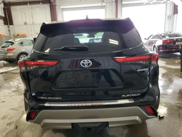 5TDEBRCH1MS051564 2021 2021 Toyota Highlander- Hybrid Platinum 6